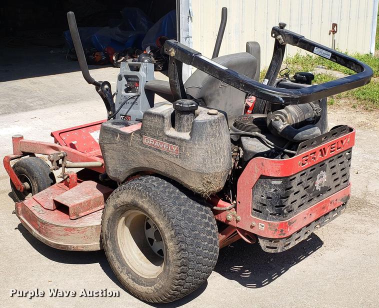 image for item EN9985 Gravely Pro-Turn 460 ZTR lawn mower