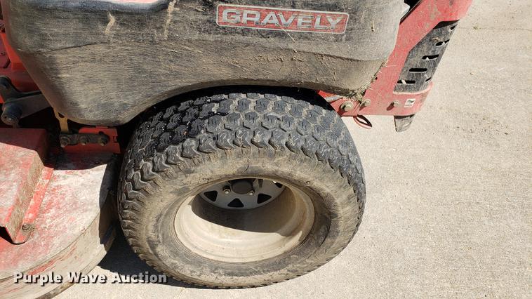 image for item EN9985 Gravely Pro-Turn 460 ZTR lawn mower