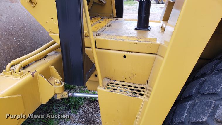 image for item EN9997 Rex SP848 single drum vibratory roller