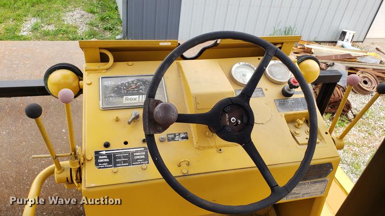 image for item EN9997 Rex SP848 single drum vibratory roller