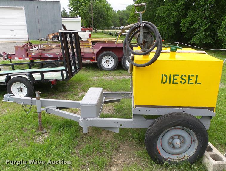 image for item EQ9089 Fuel tank trailer