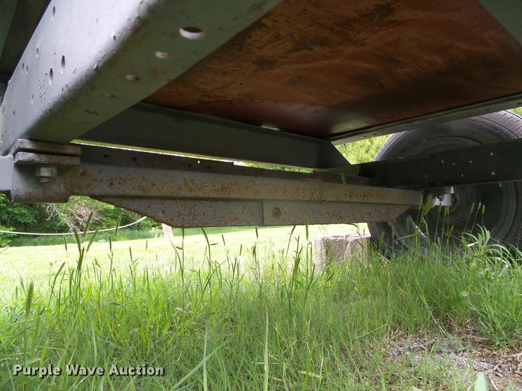 image for item EQ9089 Fuel tank trailer