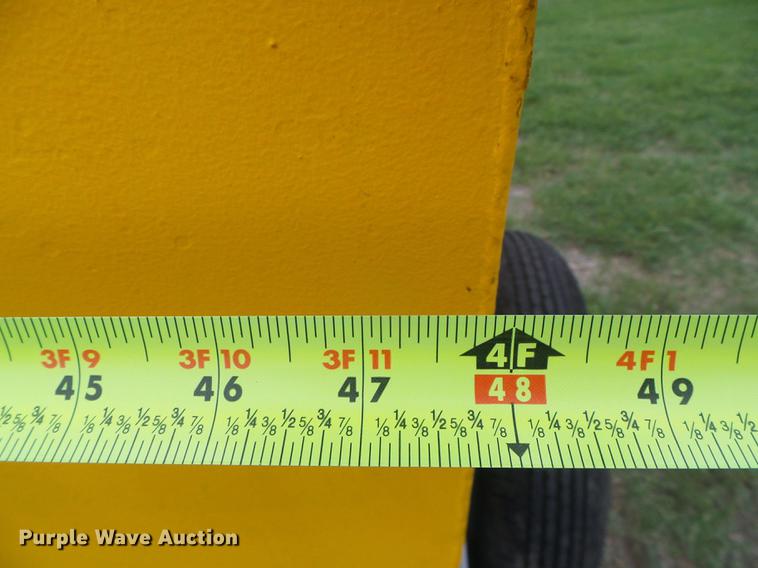 image for item EQ9089 Fuel tank trailer