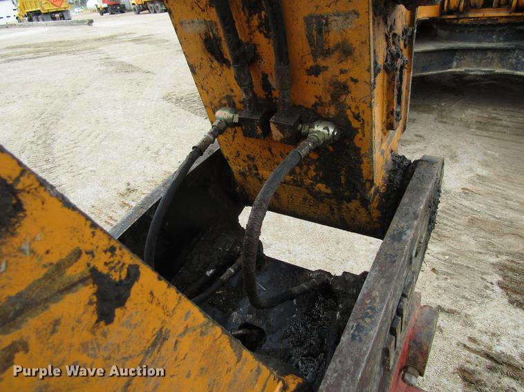 image for item EU9636 1998 Hyundai Robex 210LC-3 excavator