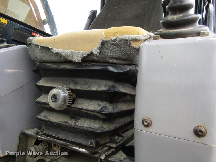 image for item EU9636 1998 Hyundai Robex 210LC-3 excavator