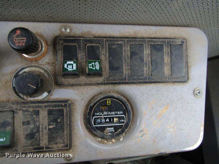 image for item EU9636 1998 Hyundai Robex 210LC-3 excavator