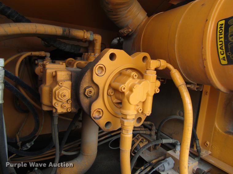 image for item EU9636 1998 Hyundai Robex 210LC-3 excavator