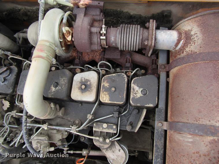 image for item EU9636 1998 Hyundai Robex 210LC-3 excavator