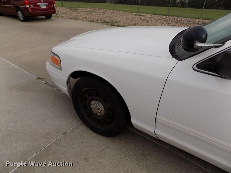 image for item FG9401 2010 Ford Crown Victoria Police Interceptor