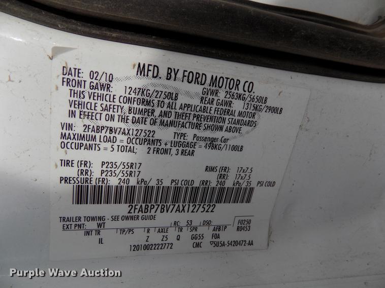 image for item FG9401 2010 Ford Crown Victoria Police Interceptor