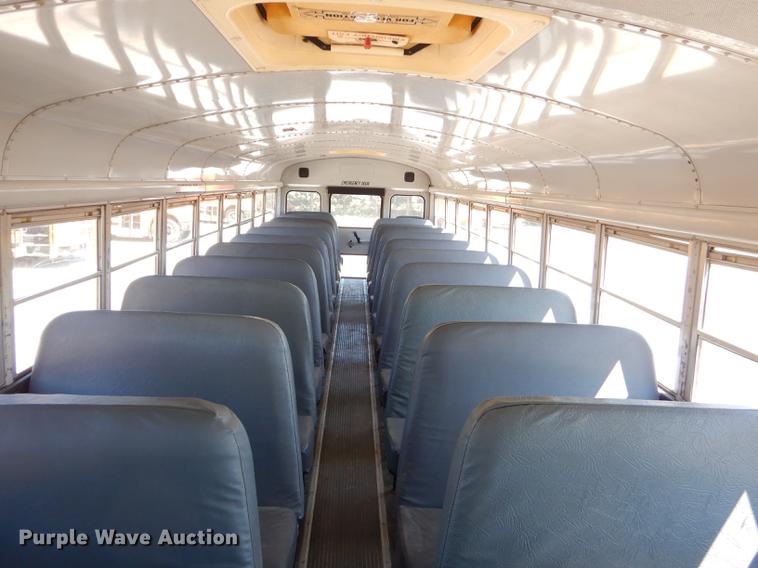 image for item FH9437 1994 International 3800 school bus