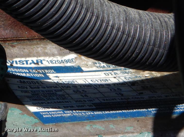 image for item FH9437 1994 International 3800 school bus