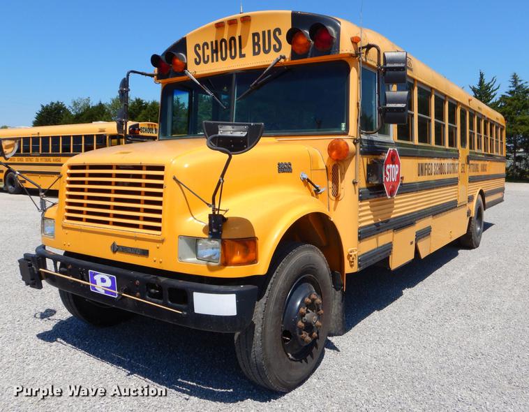 image for item FH9438 1998 International 3800 school bus
