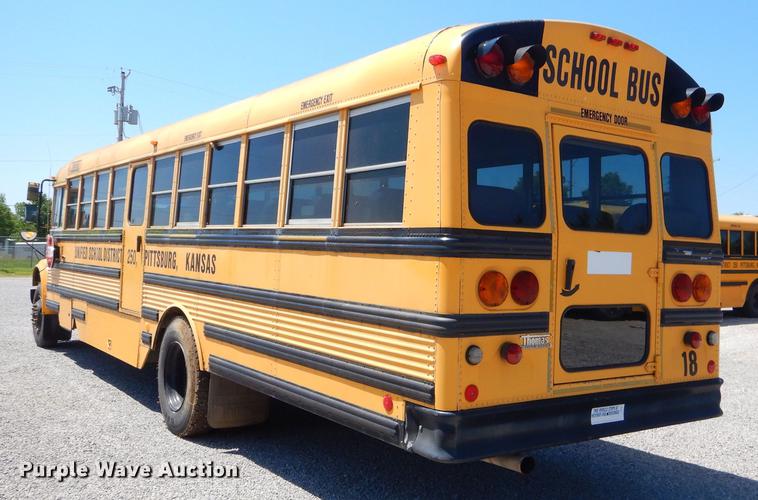 image for item FH9438 1998 International 3800 school bus