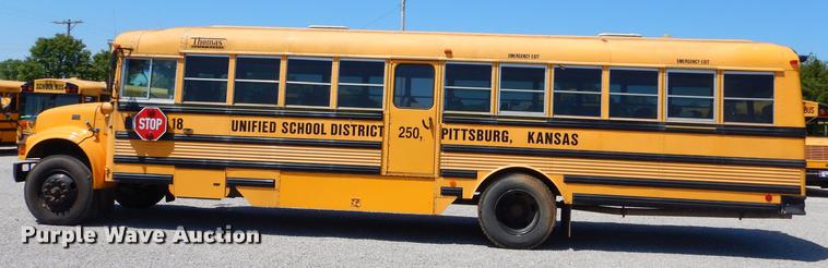 image for item FH9438 1998 International 3800 school bus