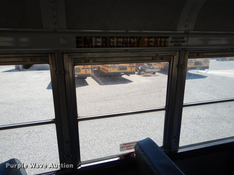 image for item FH9438 1998 International 3800 school bus