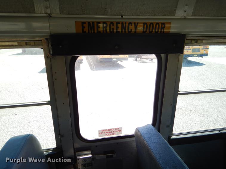 image for item FH9438 1998 International 3800 school bus