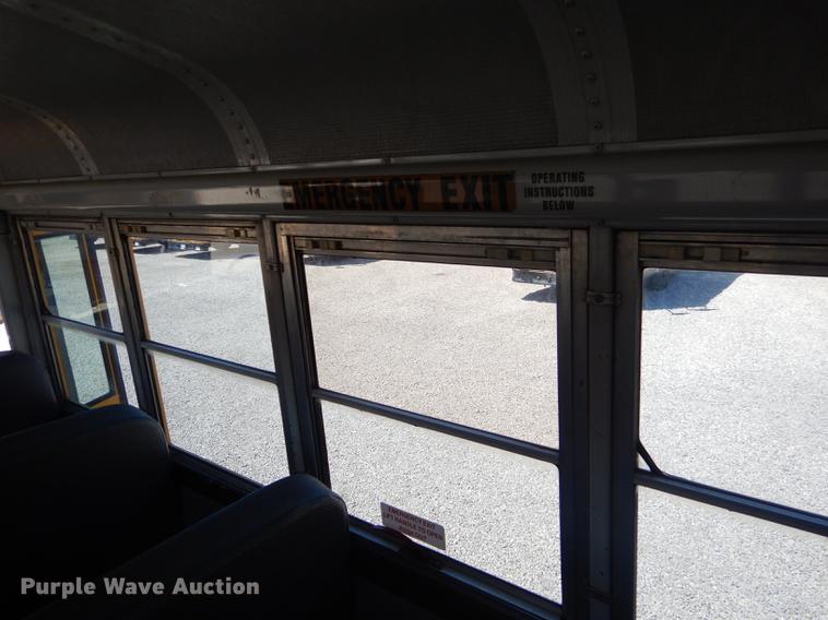 image for item FH9438 1998 International 3800 school bus