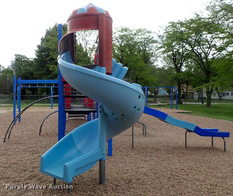 image for item FH9768 Playground equipment