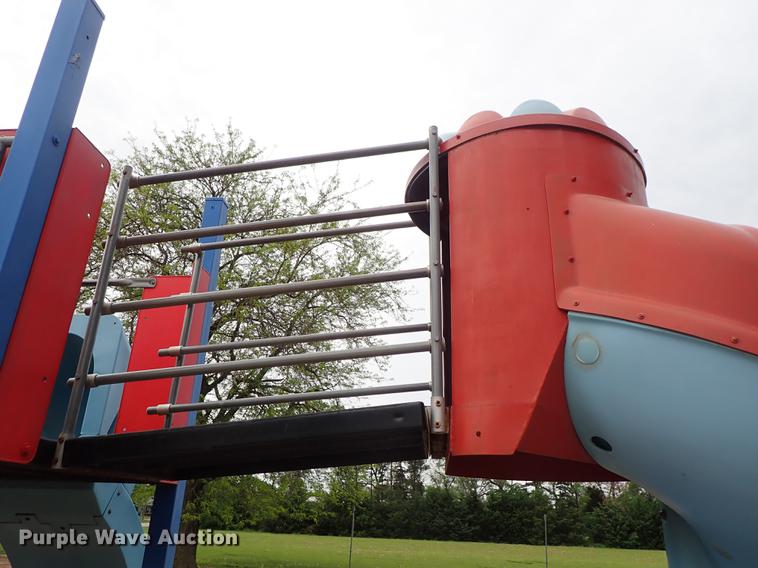 image for item FH9768 Playground equipment