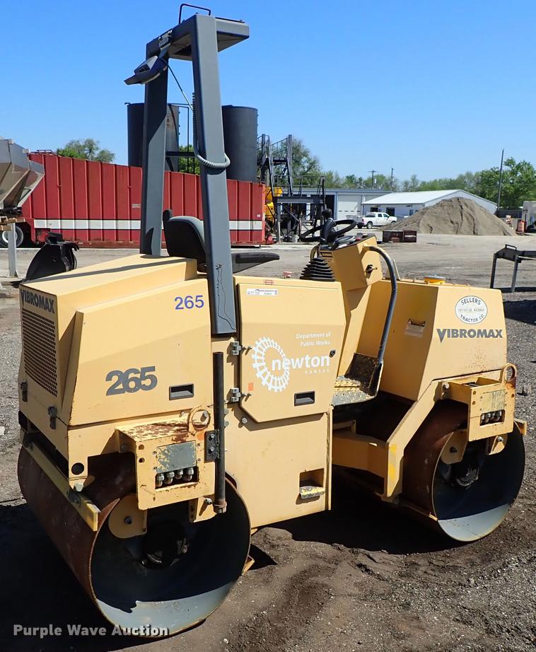 image for item FH9831 Vibromax 265 double drum vibratory roller