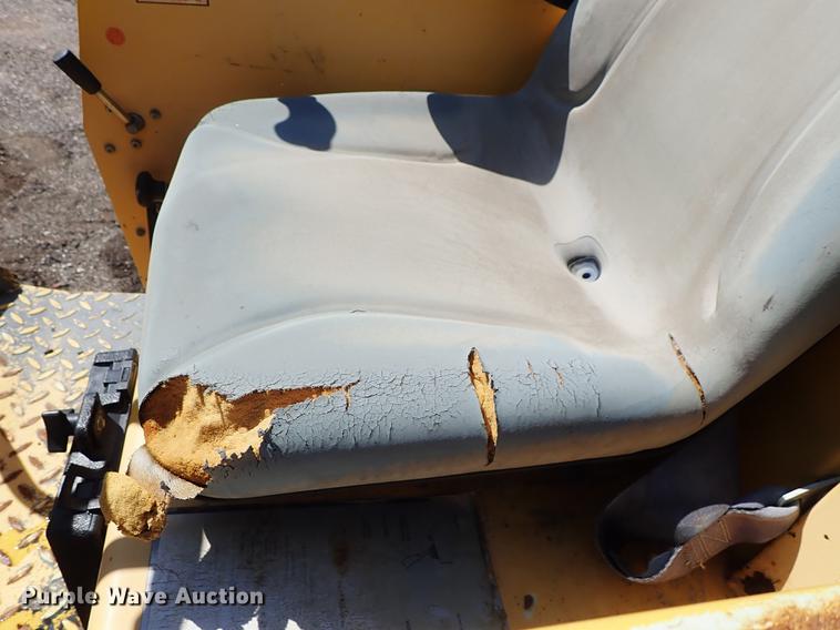 image for item FH9831 Vibromax 265 double drum vibratory roller