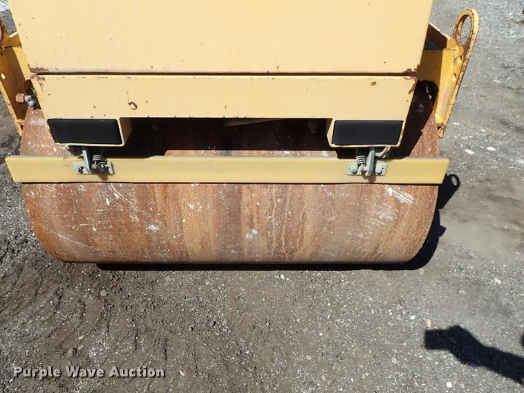 image for item FH9831 Vibromax 265 double drum vibratory roller