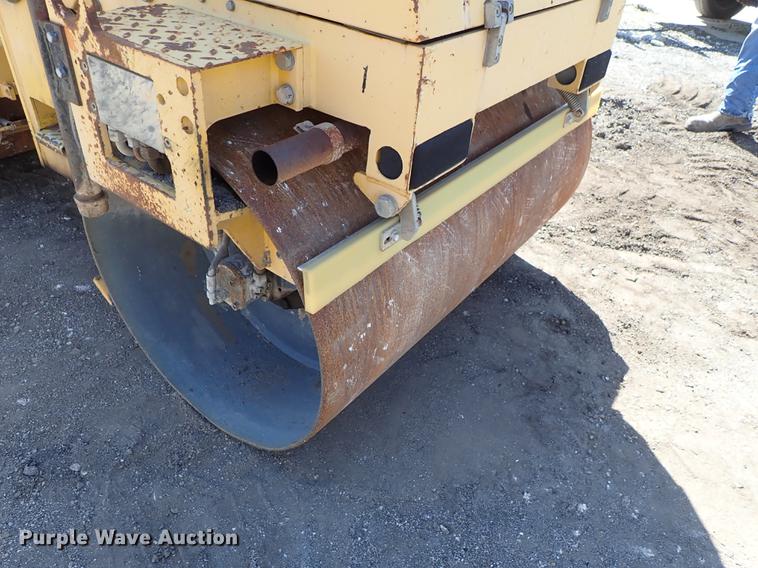 image for item FH9831 Vibromax 265 double drum vibratory roller