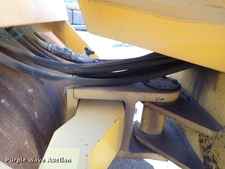 image for item FH9831 Vibromax 265 double drum vibratory roller