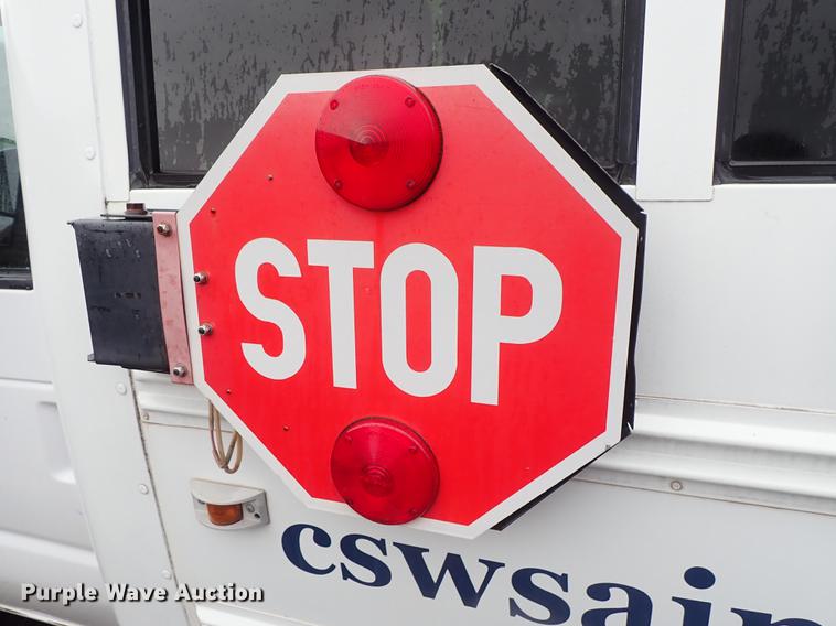 image for item FH9860 2005 Ford E450 school bus