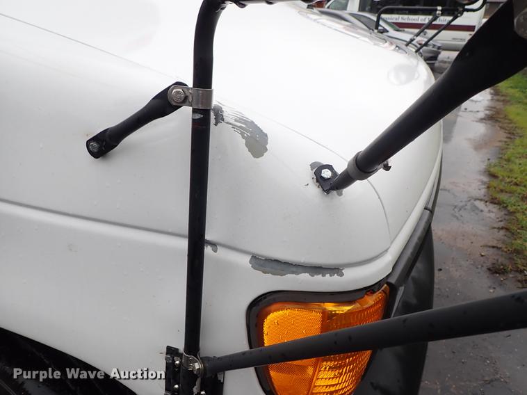 image for item FH9860 2005 Ford E450 school bus