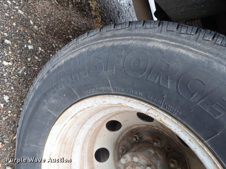 image for item FH9860 2005 Ford E450 school bus