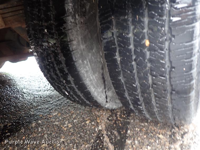 image for item FH9860 2005 Ford E450 school bus