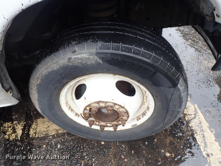 image for item FH9860 2005 Ford E450 school bus