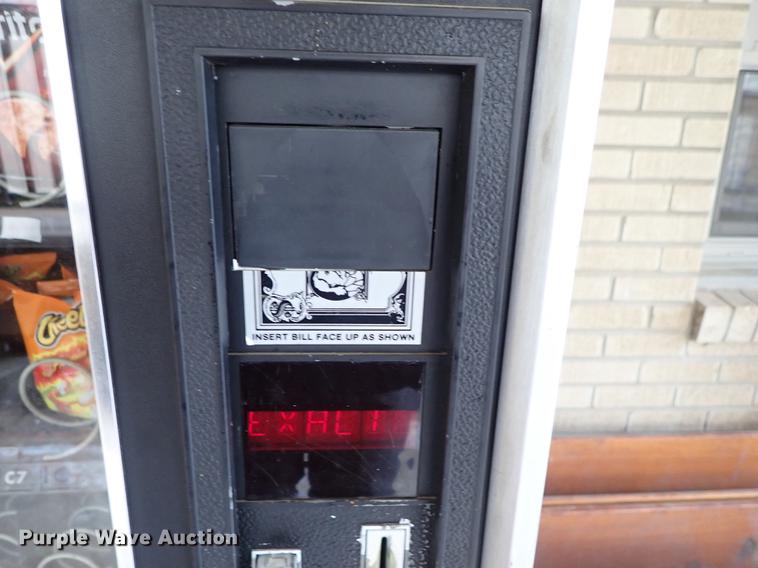 image for item FH9862 Vending machine