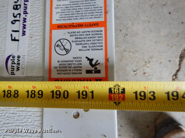 image for item FI9584 Garage door and appliances