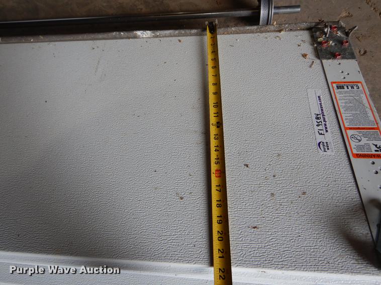 image for item FI9584 Garage door and appliances