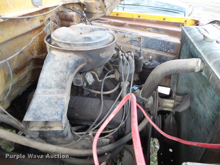 image for item FM9252 1967 Ford 600 dump truck