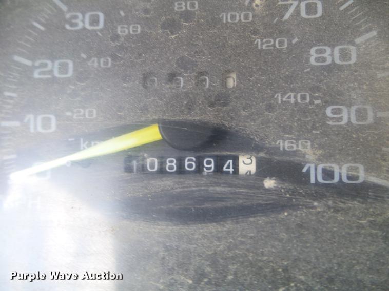 image for item FM9253 1997 GMC Sonoma Ext. Cab pickup truck