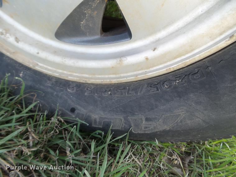 image for item FM9253 1997 GMC Sonoma Ext. Cab pickup truck