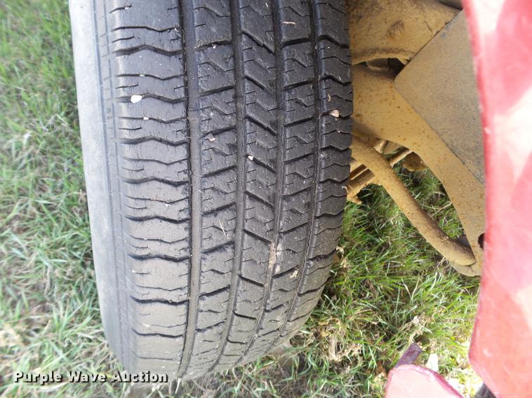 image for item FM9253 1997 GMC Sonoma Ext. Cab pickup truck