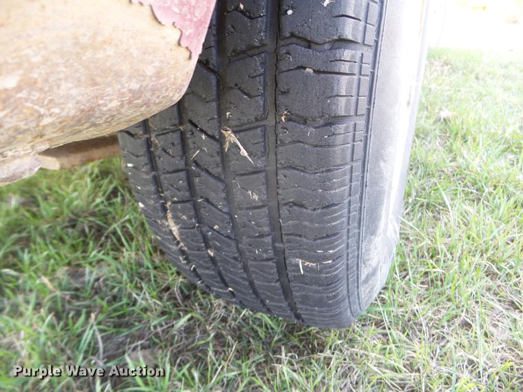 image for item FM9253 1997 GMC Sonoma Ext. Cab pickup truck