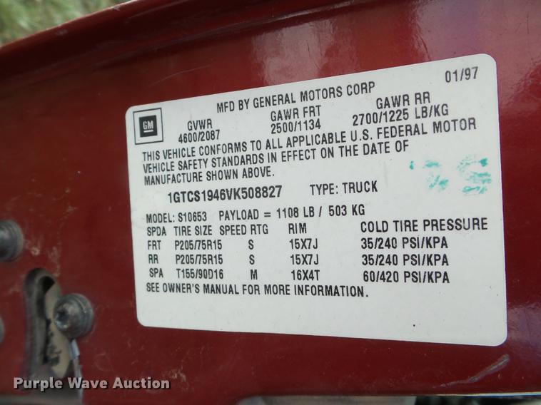 image for item FM9253 1997 GMC Sonoma Ext. Cab pickup truck