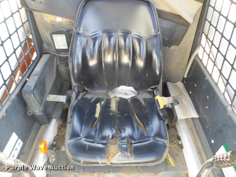 image for item FM9255 1997 Bobcat 763 skid steer