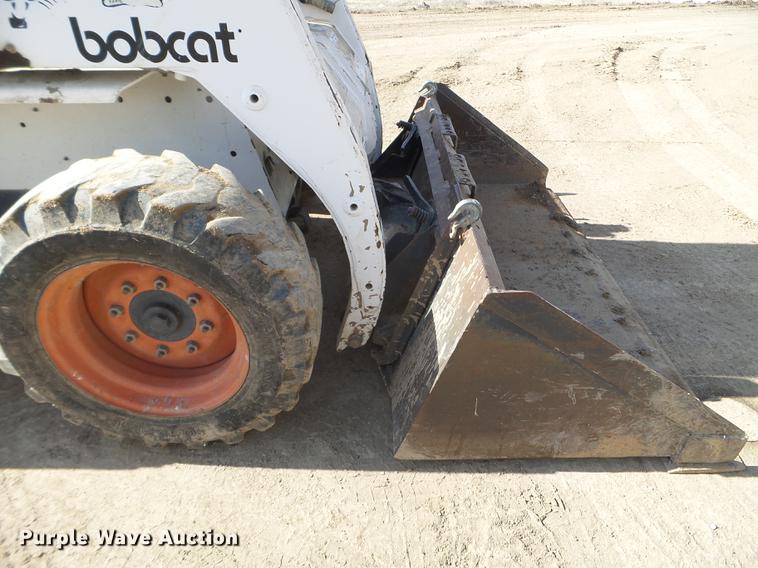 image for item FM9255 1997 Bobcat 763 skid steer