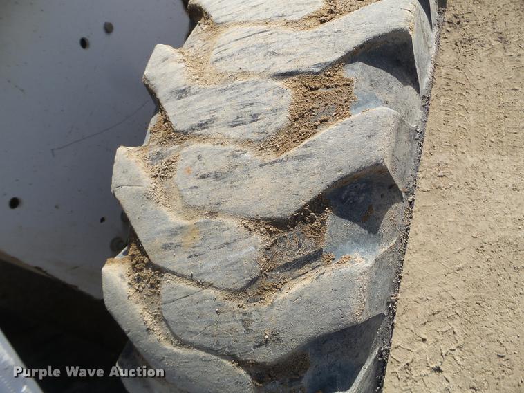 image for item FM9255 1997 Bobcat 763 skid steer