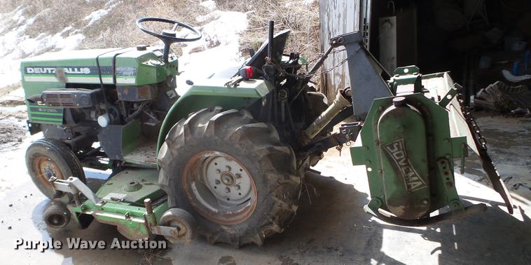image for item FM9256 Deutz Allis 5215 tractor