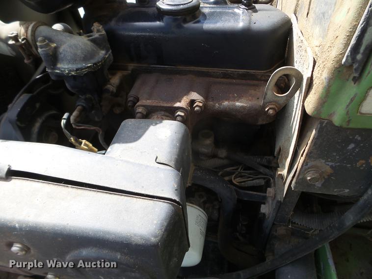 image for item FM9256 Deutz Allis 5215 tractor