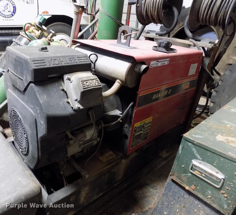 image for item FO9994 Lincoln Ranger 8 welder