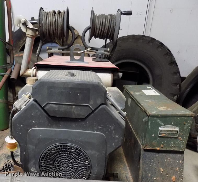 image for item FO9994 Lincoln Ranger 8 welder